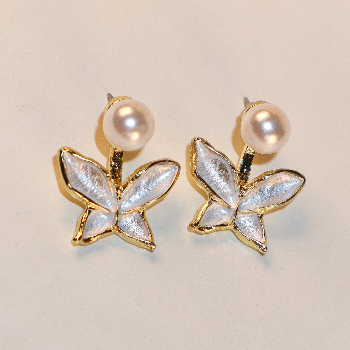 Pearly Starfish Studs