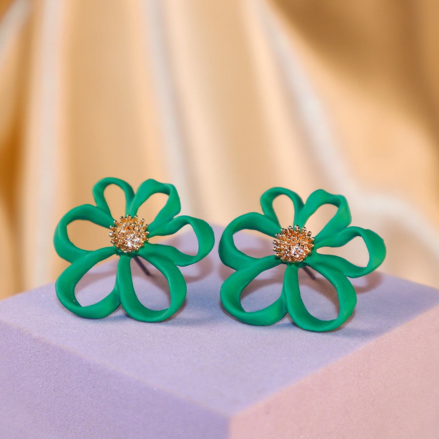 Lady Daisy Stud Earrings